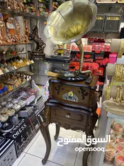  5 جرامافون خشب ونحاس كلاسك كهربائي مع سماعة داخلية وطاولة خشب ستاند