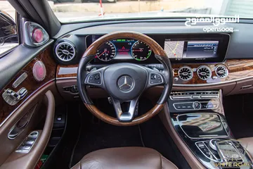  16 Mercedes E350e Plug in hybrid Amg kit Night Package 2018   السيارة وارد الشركة و قطعت مسافة 50,000