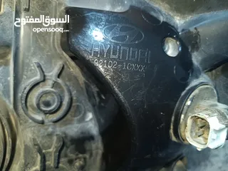  28 اضويه اثنين واحد تويوتا وواحد هونداي ومسجلات اثنين واحد منهم مع فريم للبيع بسعر مغري جداً