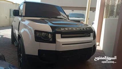  2 Land Rover Defender 2022 GCC