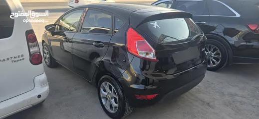  4 فورد فيستا جير عادي برايفت بسعر لقطه