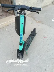  2 سكوتر للبيع مع كفاله ست اشهر وشاحن اصلي ومفتاحبن وبطارية جديدة