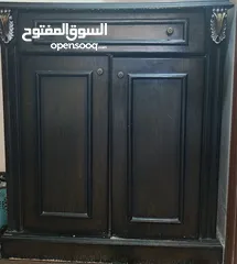  3 غرفة نوم مستعمله ومجموعة اثاث بحاله جيده جدا بسعر مغري