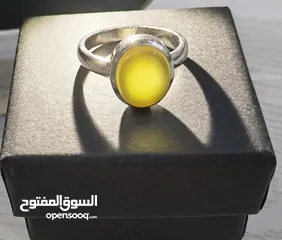  2 خاتم عقيق أصفر