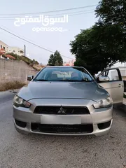  1 متسوبيشي لانسر موديل 2016 ممشى قليل للبيع بسعر مناسب