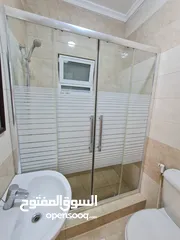  21 شقة أرضية  120م أبو نصير مع كراج خاص وترس 