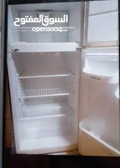  2 للبيع ثلاجة و ميكرووريف