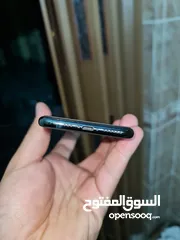  4 iPhone 11pro  256 G  ايفون 11 برو وكاله ومكفول وافحص وين ما بدك