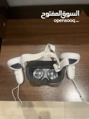  6 Meta Quest 2 (Virtual Reality)