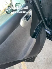  10 لكزس CT200 موديل 2012 فحص 3 جيد  وارد أوروبي   ممشى قليل 108 الف km
