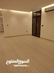  12 شقه فاخره في الرياض  حي العارض