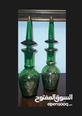 4 زوج من الزجاج الكرستال التشيكي decanters قديماتوجدا من النوادر تحفه شغل يدوي