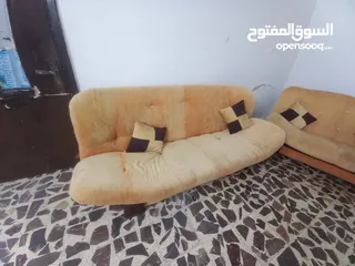  4 طقم كنب حالة جيده جدا