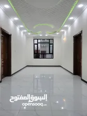  9 عماره تجاريه للبيع في بيت بوس بسعر مغري