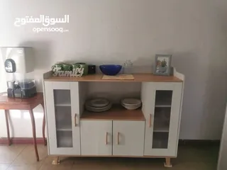  1 خزانة المعيشة متعددة الاستخدام