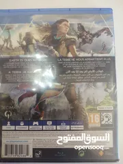 3 سي دي Horizon Zero Dawn مستعمل 1 شهر سبب البيع تم التختيم اللعبة شغالة ولا خدش