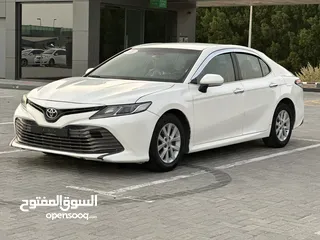  10 كامري خليجي موديل 2019 هايبرد بترل نص فل رقم تنين بدون اي حادث ضمان كير ماكينه شاصي ضمان تسجيل