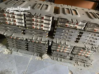  19 بطاريات طاقة شمسية