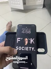  2 للبيع بسعر ممتاز iphone xs max 256 GB