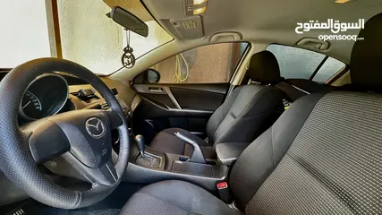  8 Mazda 3 2013