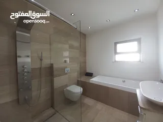  2 شقة غير مفروشة للإيجار 320م2 ( Property 17823 )-175089661