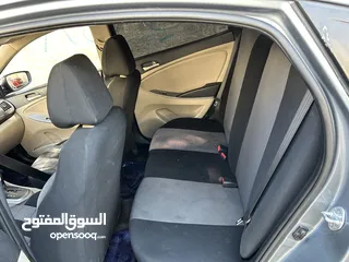  4 هيونداي اكسينت 2017