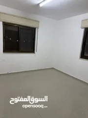  4 شقة لإيجار