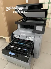  1 HP M476dw Multifunction printer