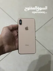  9 للبيع بسعر ممتاز iphone xs max 256 GB