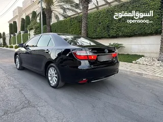  25 تويوتا كامري 2017 وارد الشركة المركزية ممشى قليل فحص كامل