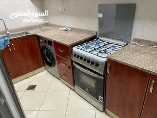  12 شقه ايجار مفروش شهري في أبراج الاورينت عجمان