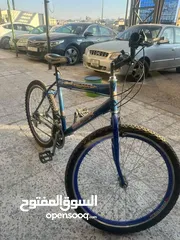  1 بسكليت للبيع مستعمل بحالة جيدة..................................................