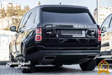  5 Range Rover Vogue 2019 Autobiography Plug in hybrid Black Edition