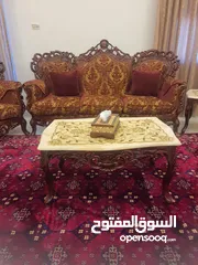  2 كنب تركي فاخر لغرفة الضيوف مكون من 9 مقاعد مع طاولات رخام