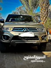  4 تندر متسبيشي L200 دفع خلفي 4x2 الحالة نظيف و السعر قابل لتفاوض مطور قير نظاف نظاف