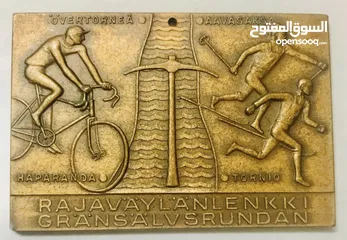  3 ميدالية تذكارية امريكية وميداليات اخرى