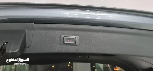  8 Audi Q3 2.0 TFSI