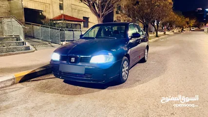  2 سيات قرطبه 2002 أوتوماتيك  دهان جديد موتو ر جيد قير  جيد   للبيع كاش او بدل على سياره احدث