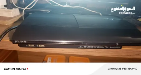  8 بلاستيشين 3 للبيع بحالة الوكاله معاه ثلاث ايادي