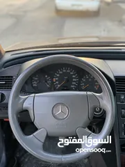  9 Mercedes c200