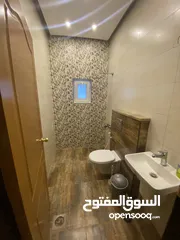  22 شقة فاخرة مفروشه للإيجار الشهري والسنوي مفروش بلكامل ب اثاث مميز وممتاز