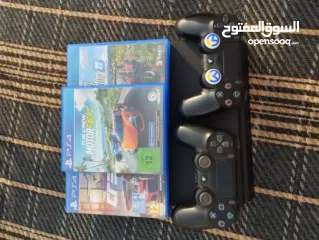  2 بلايستيشن 4 للبيع بحالة ممتازة