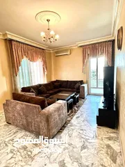  2 أطقم كنب نظاف