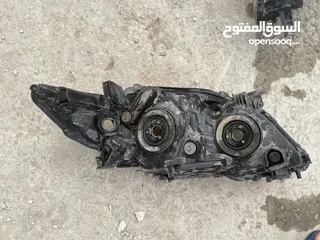  5 جوز ضواو امامي تويوتا كرولا 2010 مع ضو خلفي للبيع