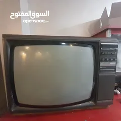  4 تلفزيون  فيلبس انتيكا