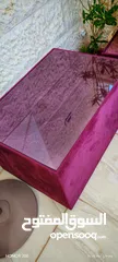  2 طقم طالولات لون خمري خشب سويد ملبس بحال الوكالة للبيع في سما الروسان طاولة كبيره معاها 3 صغار