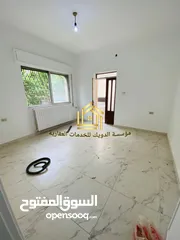  4 شقة مجددة بالكامل للإيجار في منطقة تلاع العلي 220م