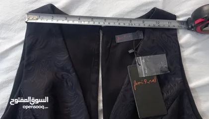  4 فستان سهرة أسود فخم ماركة femi9 مقاس XL ، موَرّد من أسفل ، جديد غير ملبوس .