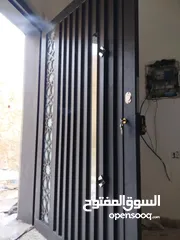  1 تفصيل ابواب وحراسات ودرزينات وكل شي يخص عالم الحديد