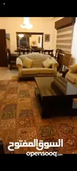  1 طقم ضيوف 7 مقاعد خشب زان بحاله ممتازه جدا جدا مع السجاده